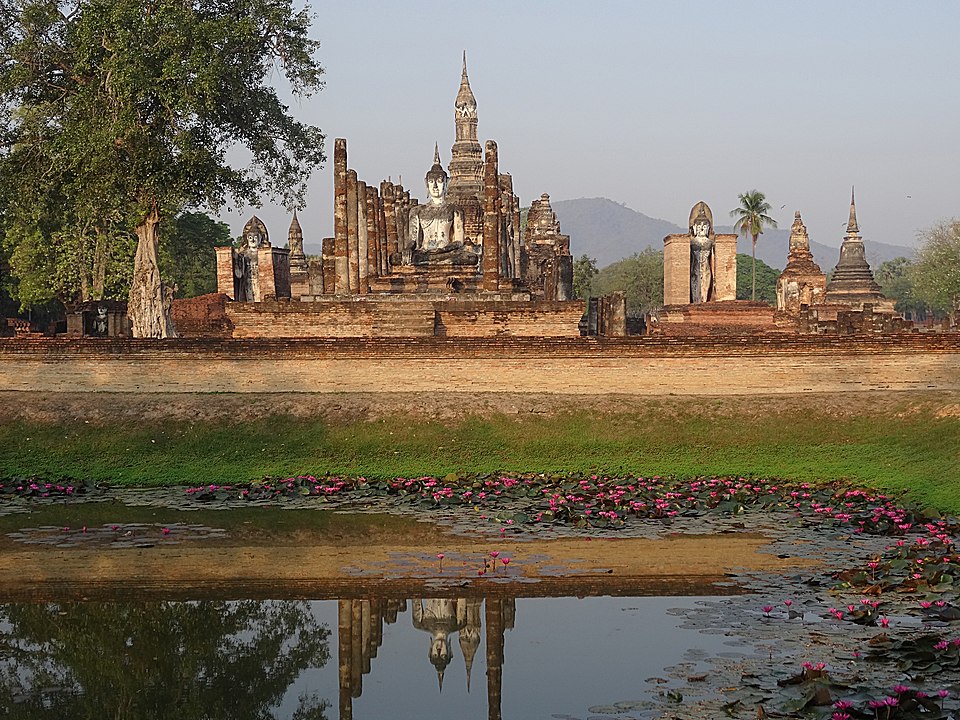 瑪哈泰寺(Wat Mahathat) 世界文化遺產 素可泰古城 sukothai 素可泰必去 素可泰景點 素可泰行程 素可泰一天遊 素可泰歷史遺跡公園(Sukhothai Historical Park)
