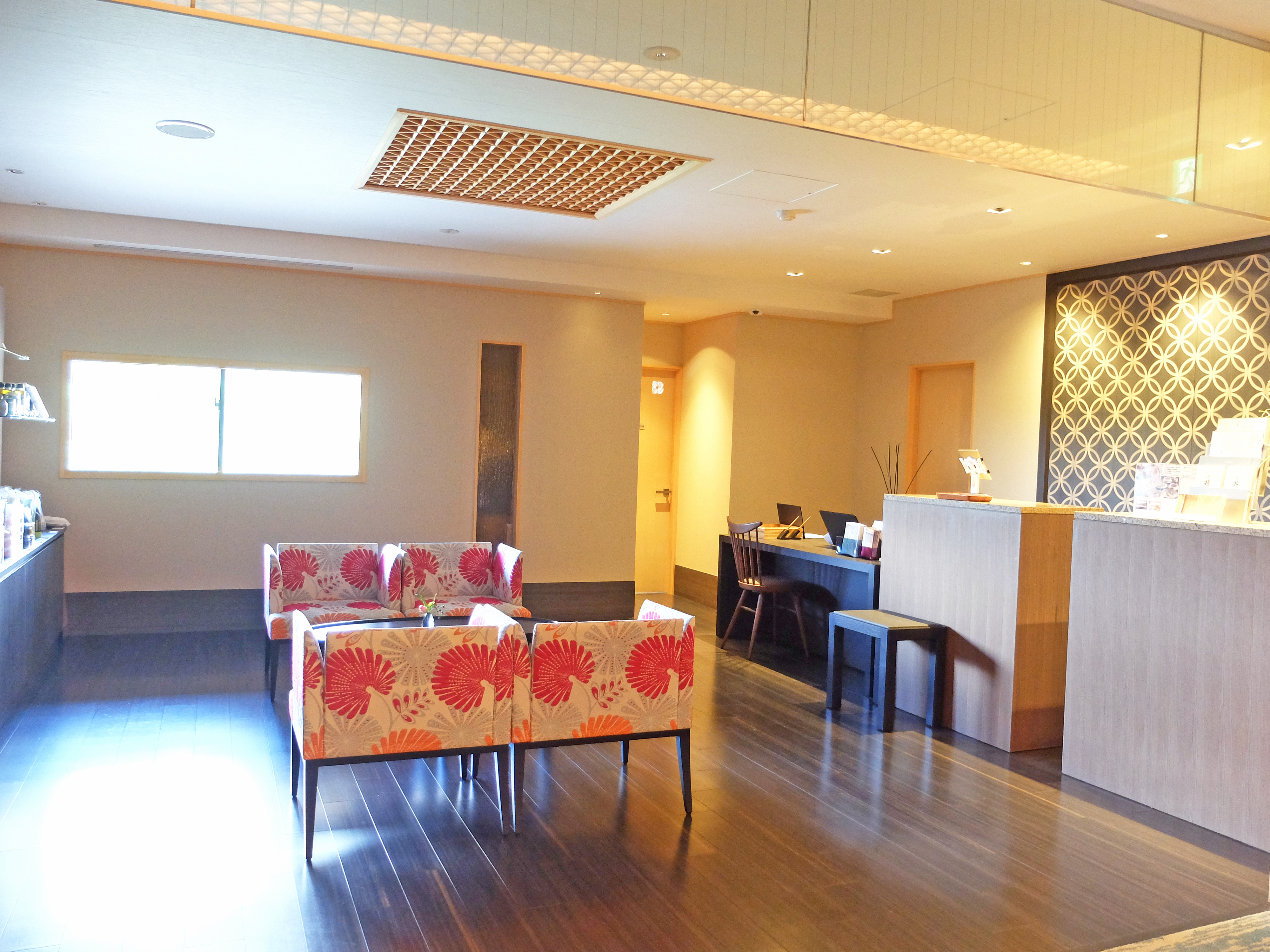 旅館前台大堂｜有馬溫泉SPA TERRACE 紫翠（Shisui｜スパ テラス 紫翠）有馬溫泉 有馬溫泉旅館 有馬溫泉酒店 有馬溫泉飯店 有馬天然溫泉 Arima Onsen 有馬温泉