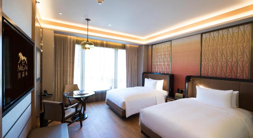新濠影匯 Studio City Macau 澳門大倉酒店 Hotel Okura Macau 澳門銀河酒店 Galaxy Macau 澳門百老匯酒店 Broadway Macau Hotel 美獅美高梅 MGM Cotai 澳門金麗華酒店 Grand Lapa Macau Hotel 澳門新濠鋒酒店 Altira Macau 澳門麗思卡爾頓酒店 Ritz Carlton Macau 澳門酒店 澳門 澳門酒店推介 澳門酒店推薦