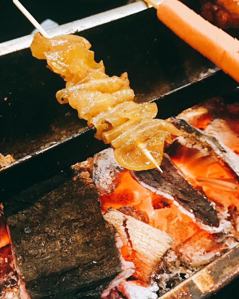 澳門必吃 澳門必食 澳門美食 澳門餐廳 贏到粥 倫記軟滑腸粉 富仕葡式美食 六記粥麵 華麗燒烤 安德魯餅店 洪馨椰子 Pierre Herme Lounge