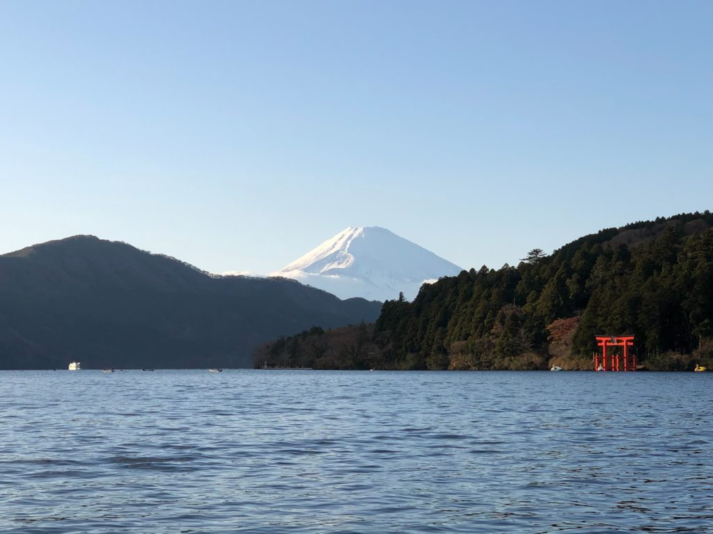 箱根溫泉 箱根兩日一夜 箱根一泊二食 箱根行程 箱根交通 箱根景點 箱根美食 箱根住宿 箱根溫泉旅館 箱根飯店 箱根溫泉住宿
桃源台 蘆之湖 箱根神社 海盜船