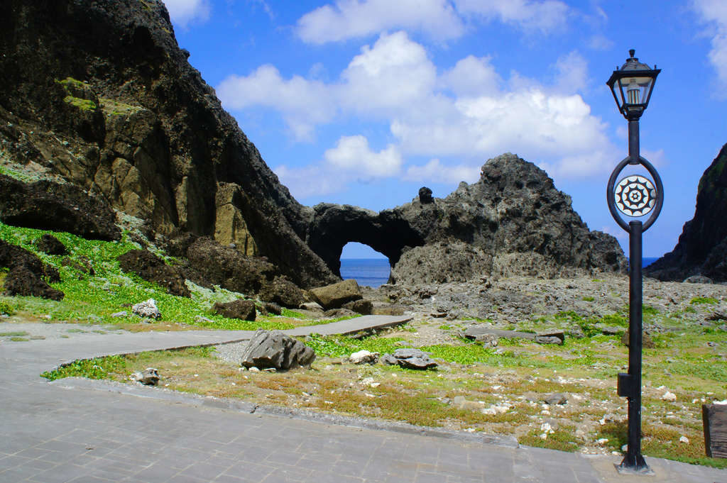 蘭嶼情人洞 蘭嶼 蘭嶼景點 蘭嶼自由行 蘭嶼行程 蘭嶼交通 台灣離島 台灣離島好去處 台灣離島景點 台灣離島自由行