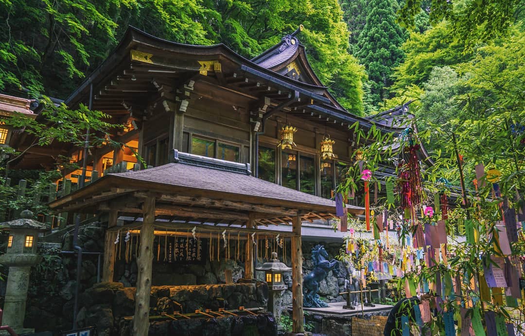 貴船神社 貴船神社冬天 貴船神社時間 貴船神社交通 貴船神社流水麵 貴船神社雪 川床料理 貴船川床 きふねじんじゃ Kifune Shrine 