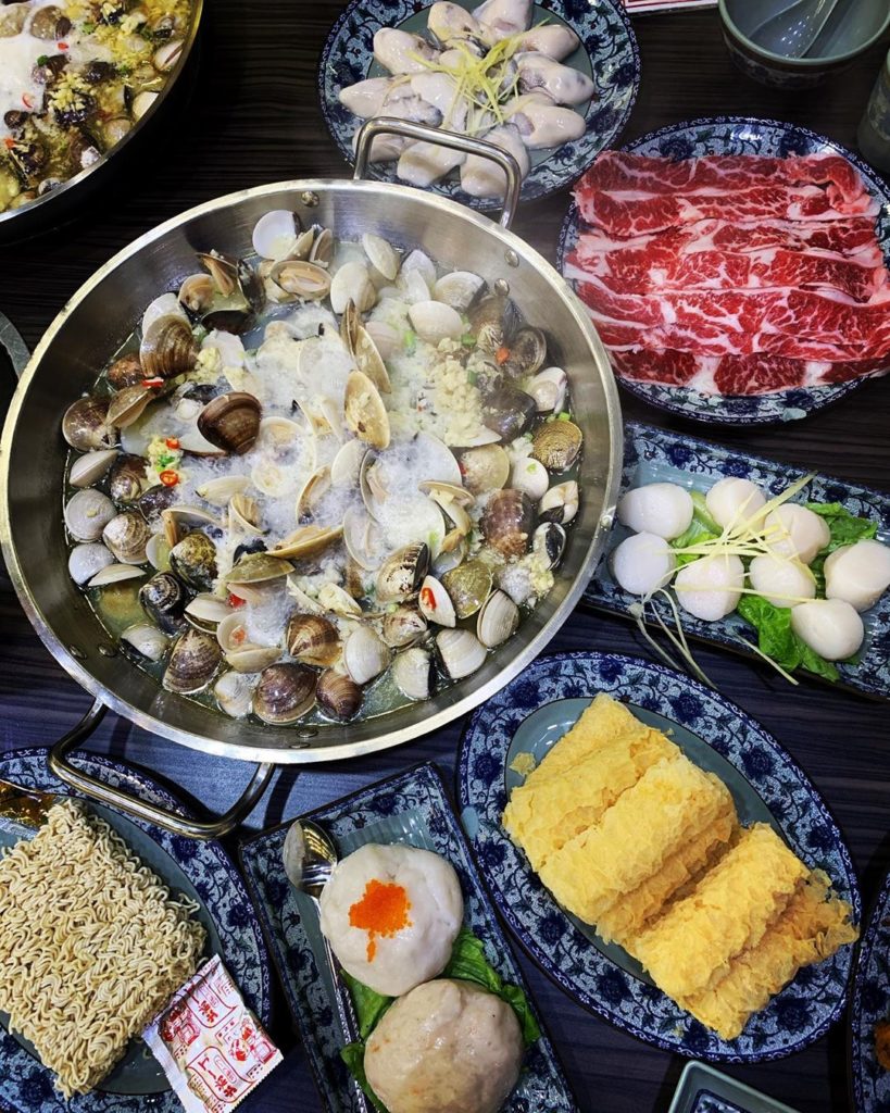 澳門必吃 澳門必食 澳門美食 澳門餐廳 贏到粥 倫記軟滑腸粉 富仕葡式美食 六記粥麵 華麗燒烤 安德魯餅店 洪馨椰子 Pierre Herme Lounge