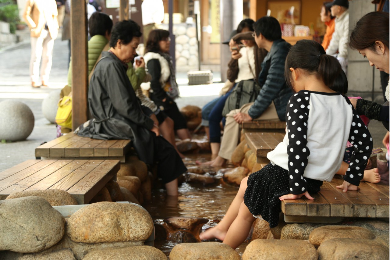 太閣之足湯|有馬溫泉金之湯 金湯(金の湯)有馬溫泉一泊二食行程 有馬溫泉必去景點懶人包