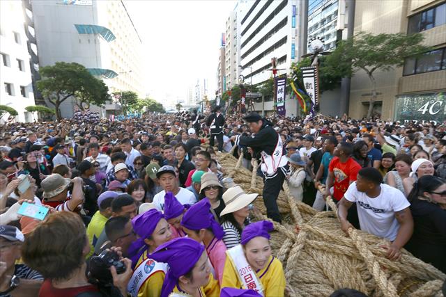 沖繩天氣-秋天 10月、11月 那霸大拔河