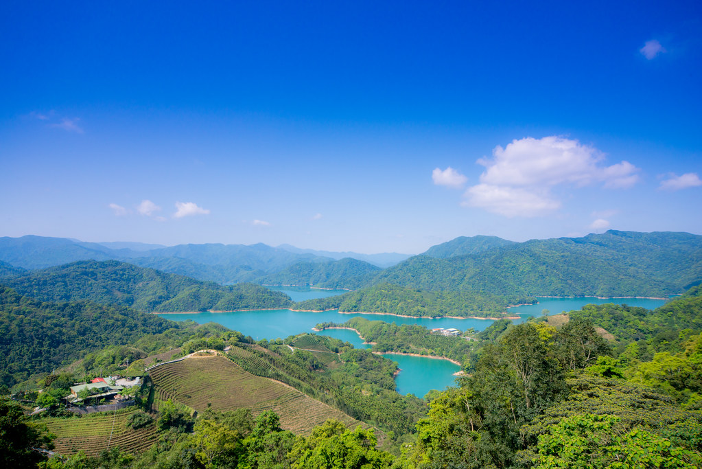 台灣秘境 台灣風景 台灣美景 台灣景點 台灣最美的風景
石碇景點 台灣千島湖 新北 翡翠水庫 八卦茶園 加裡山 台灣梯田