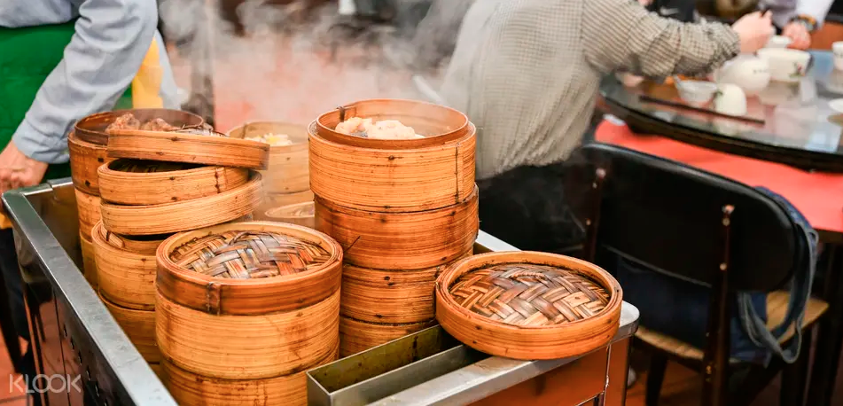 必比登 米其林 香港米芝蓮 推薦 強記飯店 媽咪雞蛋仔 嚐囍煲仔小菜 添好運 榴槤樂園 椰小盅 第三代肥仔小食店 阿一海景飯店 蓮香居 鏞記酒家