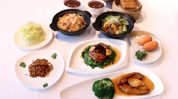 必比登 米其林 香港米芝蓮 推薦 強記飯店 媽咪雞蛋仔 嚐囍煲仔小菜 添好運 榴槤樂園 椰小盅 第三代肥仔小食店 阿一海景飯店 蓮香居 鏞記酒家