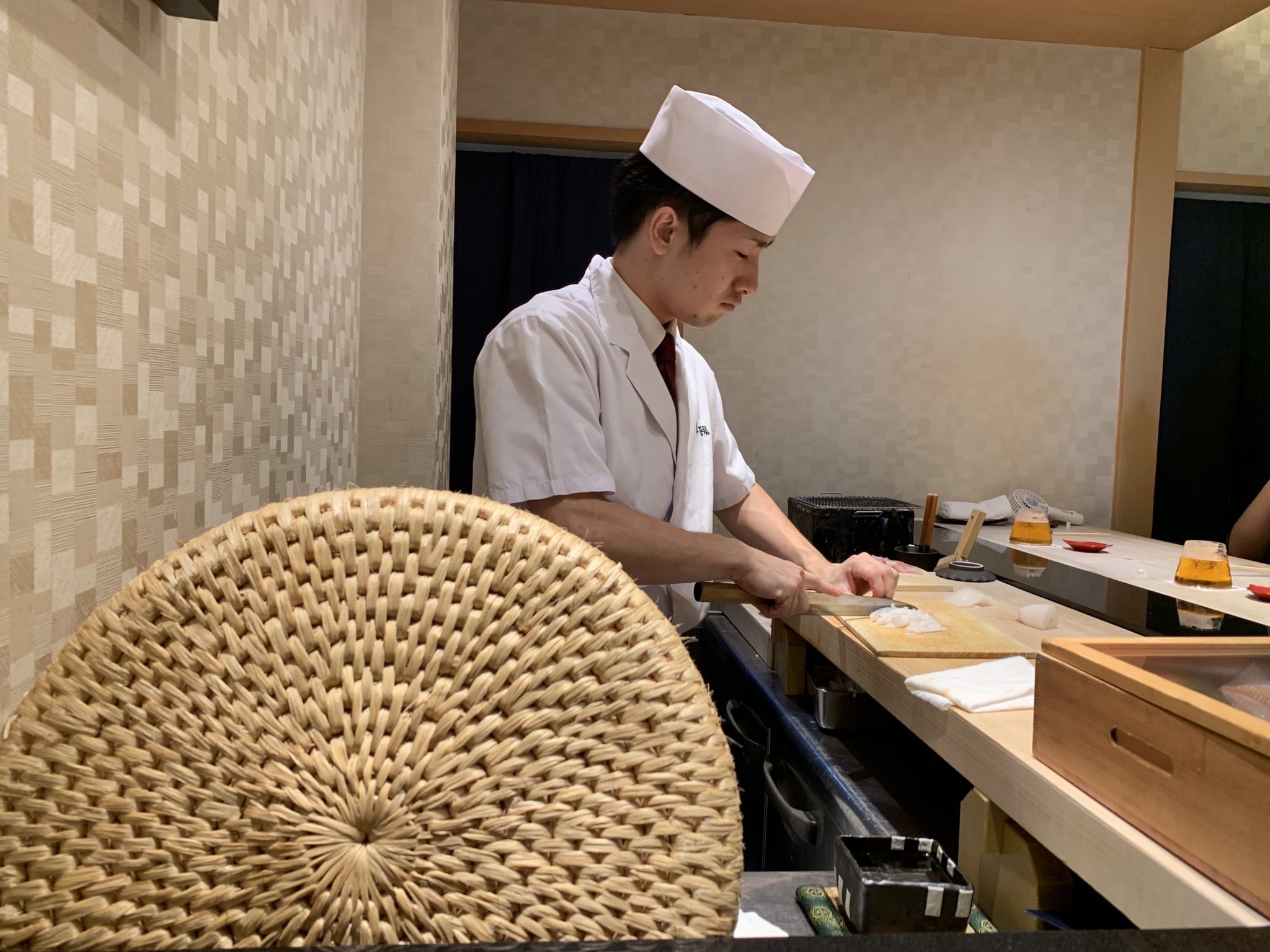 壽司職人：青島聰先生｜大阪美食 大阪必食 大阪壽司 大阪米芝蓮 大阪OMAKASE 大阪廚師發辦 鮨千陽 鮨 千陽（Sushi Chiharu）