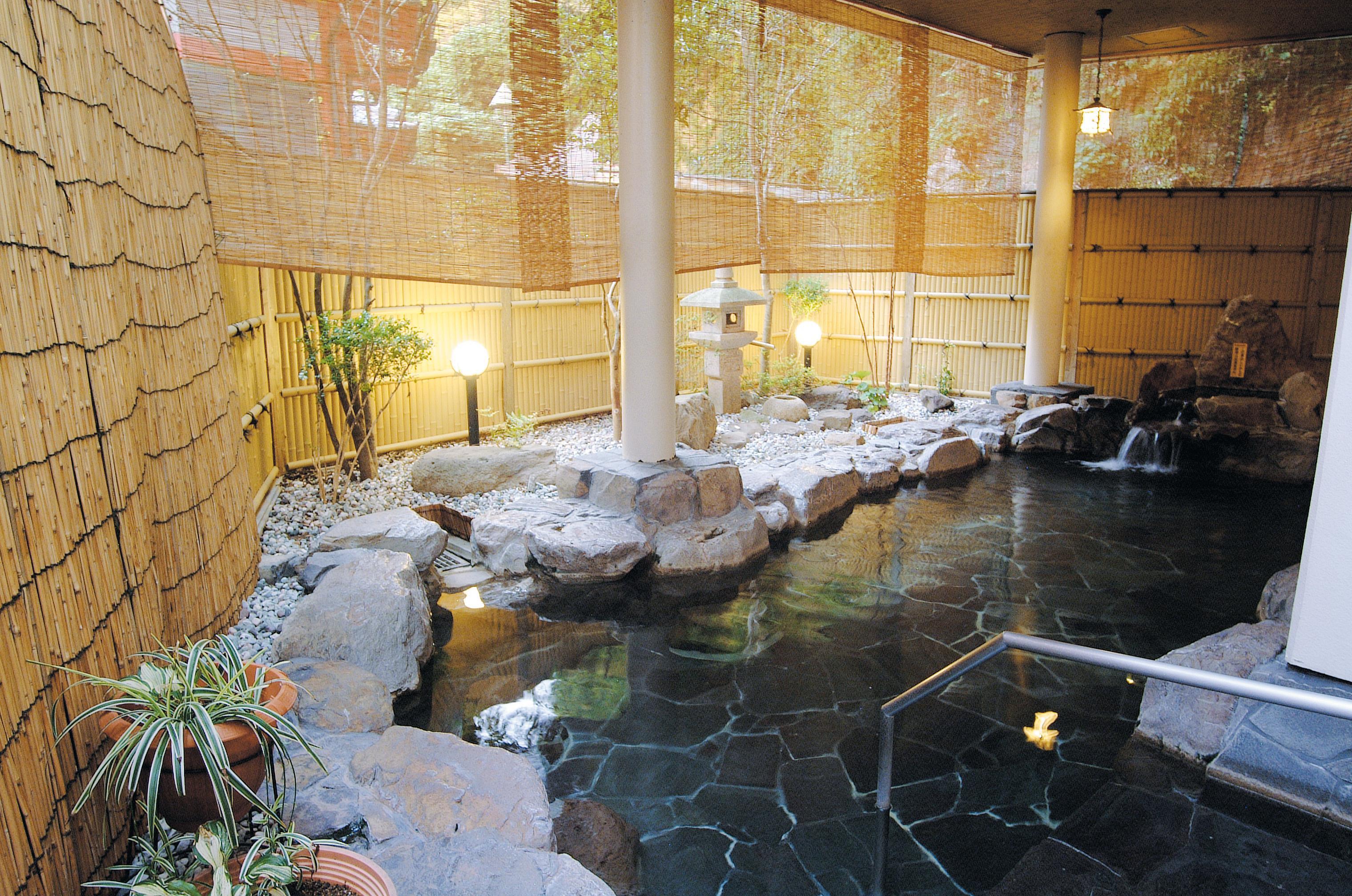 鷺乃湯 蓬莱湯 元湯 殿樣湯 家老湯 九州溫泉 九州自由行 福岡自由行 九州好去處 武雄溫泉一泊二食溫泉旅館 武雄溫泉 一泊二食溫泉旅館 武雄溫泉 一泊二食 溫泉旅館 御船山樂園 武雄溫泉 武雄 武雄神社 武雄圖書館 京都屋 武雄市圖書館 武雄大楠 佐賀武雄 武雄溫泉樓門 武雄佐賀牛 武雄京都屋 武雄溫泉大眾浴場 九州