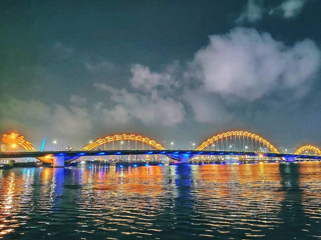 越南自由行 峴港自由行 越南峴港 峴港行程 峴港景點 峴港必去 龍橋 Dragon Bridge